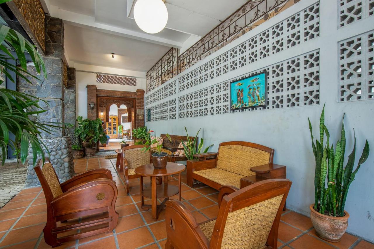 Sekararum Butik Syariah Guesthouse Bandung Esterno foto